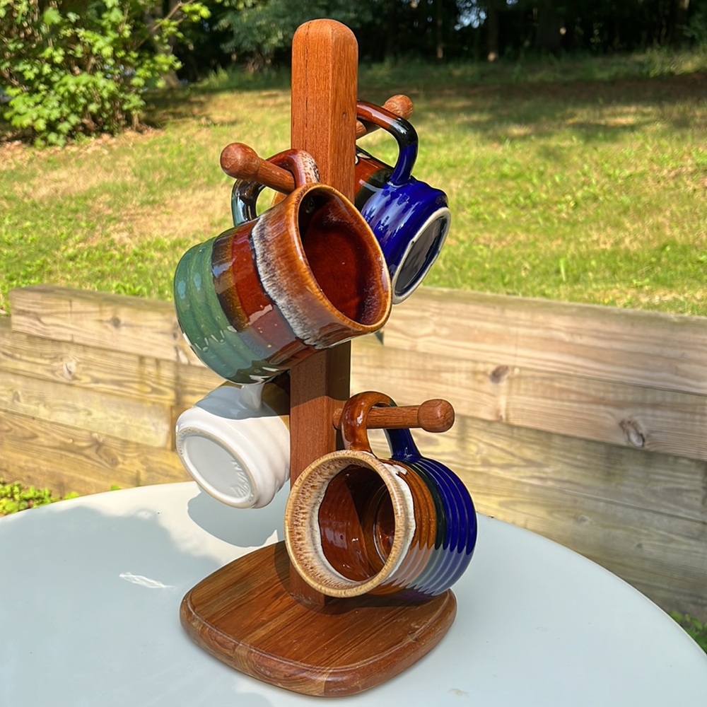 Four (4) Taiwan made Pottery Mugs & Goodwood Teak Coffee Mug Stand w/ 4 Pegs